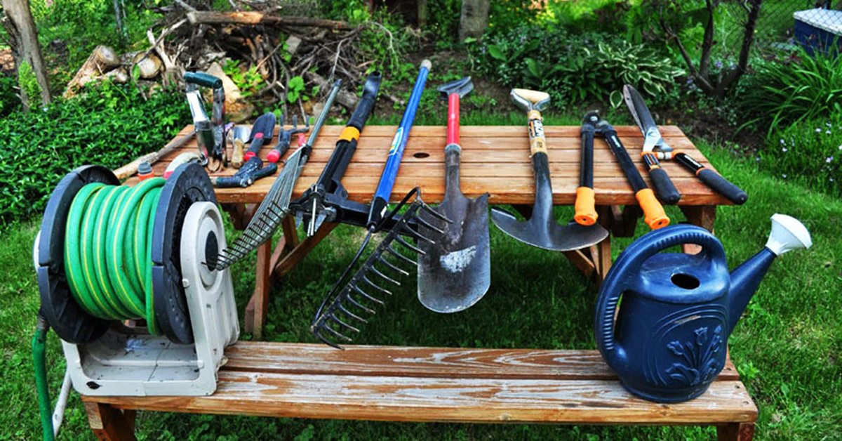 Список садовых инструментов для сада и огорода